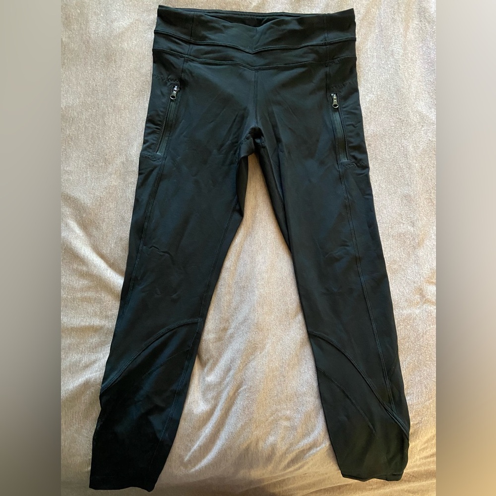Lululemon black crop mesh leggings size 6